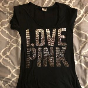 Love Pink sequin t-shirt ✨